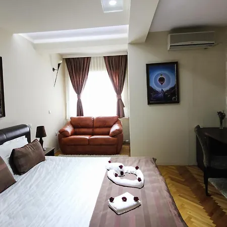 Alexander Apartmán *