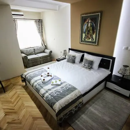 Alexander Apartmán *